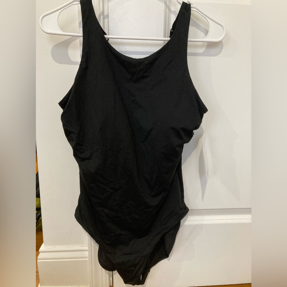 Athleta Maldives One Piece Swimsuit. Brand new- never worn.
